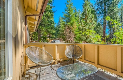 Incline Village Apartment | Incline Village Charmer