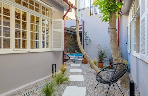 Plaka Apartment | Incomparable Plaka's Lux 2bdrm Apt w/Pvt Heated Pool