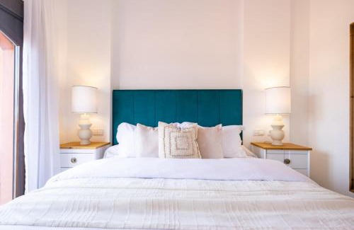 Buenas Noches Apartment | Increíble y Moderno apartamento Duplex con piscinas y preciosas vistas