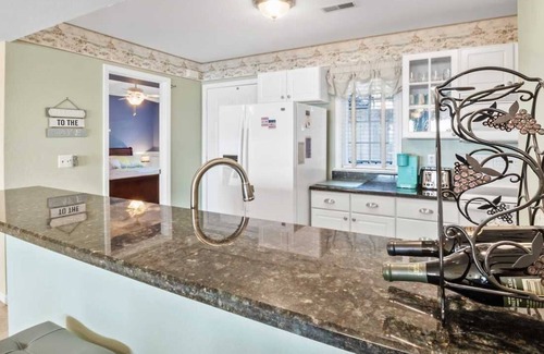 Lakeland Condo | Incredible Lake View! Harbour Towne Condo - 2 Bedroom - Inquire for Boat Slip