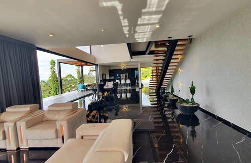 Rionegro Villa | Incredible Luxury Villa in Llano Grande