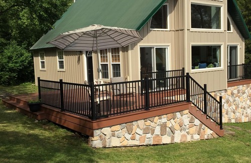 Frontenac Cottage | Incredible Waterfront Cottage On Grindstone Island, Thousand Island, NY