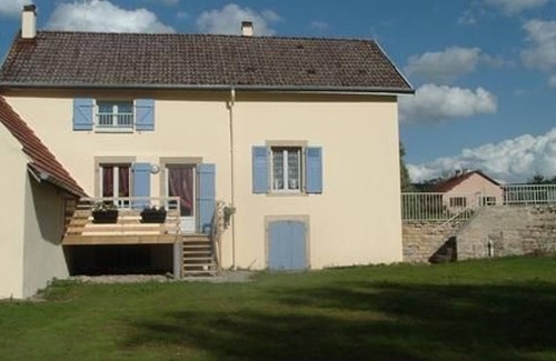 Breurey-les-Faverney Cottage | Independent house in old mill with pets allowed