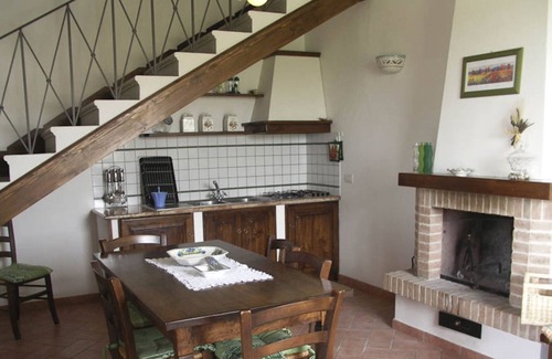 Castiglione d'Orcia Villa | Independent residence with 4 apartaments and pool in val d'Orcia