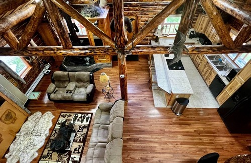 Indian Cabin | Indian cabin close to Alyeska