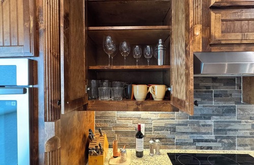 Graham House | Indian Mountain Retreat! 4-bedroom ranch retreat. Events/couples get away!