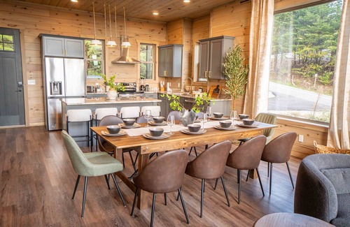 Sevierville Cabin | Indoor Heated Pool with Fall Foliage Views! 🍂