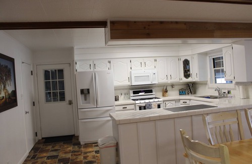 South Jordan House | Indoor Pool , Hot Tub, Game Room & Gym