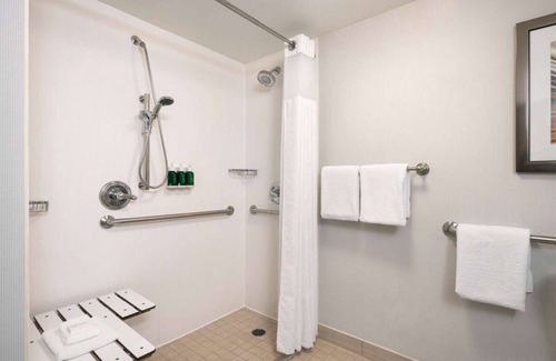 Camelback East Hotel | Indulge in Luxury Life! Spacious Unit! Minutes from Historic Heritage Square!