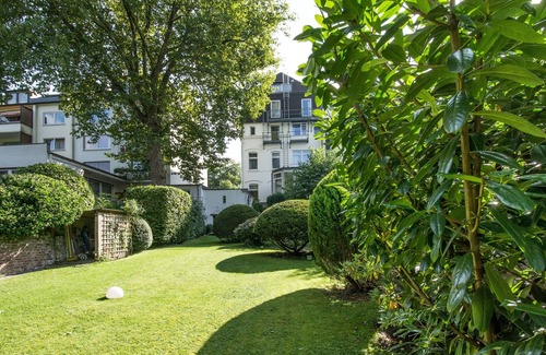 Altstadt I Apartment | Industry Apartment