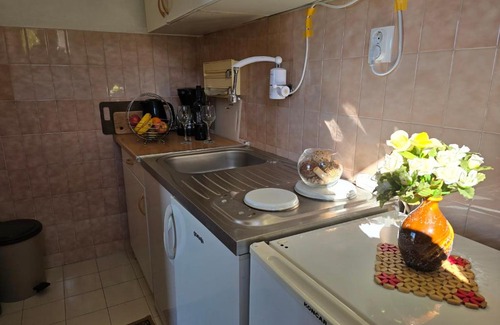 Lozica Apartment | Indy's Sunny Apartment