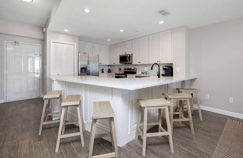 Clipper Cove Condo | Inn at Crystal Beach 702 | by Salt Water Vacations