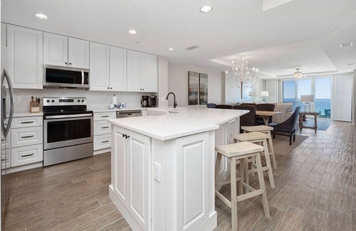 Clipper Cove Condo | Inn at Crystal Beach 702 | by Salt Water Vacations