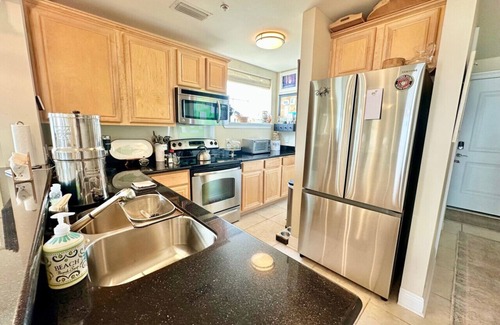Henderson Point Condo | Inn by the Sea Unit 111