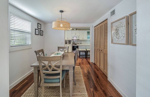 Old Town House | ~ INN COGNEATO ~Experience island life in a private oasis with heated pool.