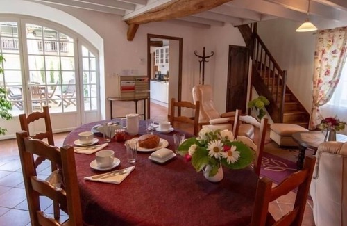 Courcelles House | Inn Courcelles, 4 bedrooms, 8 people