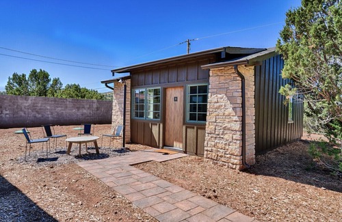 Williams Cabin | Inn History Grand Canyon Cabin 11