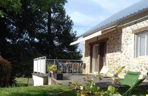 Lanuejouls House | Inn Lanuéjouls, 2 bedrooms, 5 people