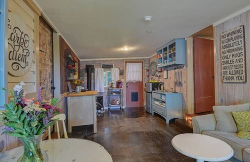 Jacksonville Cottage | Inn on 5th Cottage Suite!