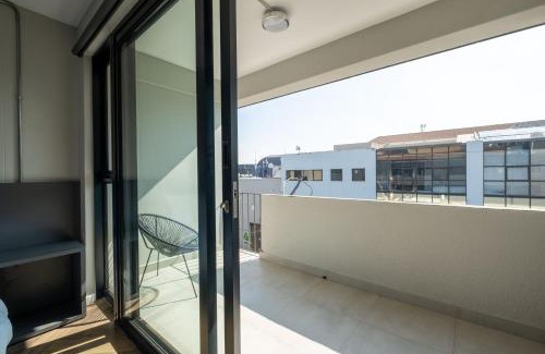 Greater Johannesburg Metropolitan Area Hotel | Inn & Out Plus Rosebank