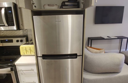 Downtown Baltimore Apartment | Inner Harbor's Best Furnished Luxury Apartments 1 Bedroom Apts by RedAwning