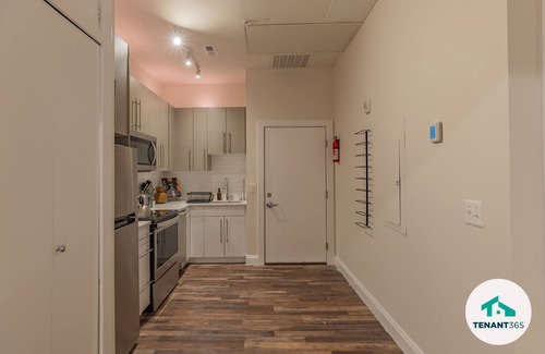 Downtown Baltimore Apartment | Inner Harbor's Best Luxury Furnished Apartments Apts by Redawning