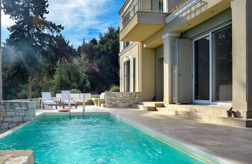 Katsimatika Villa | Instaworthy Views - Ace Location - Private Pool