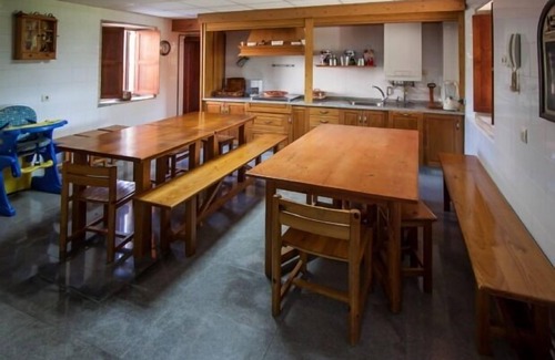 Codeseda Cottage | Integral Country House Rental with Pool and Large Garden