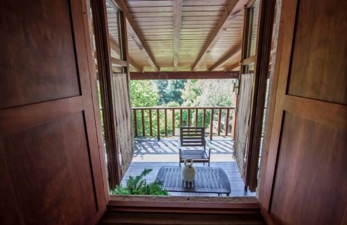 Codeseda Cottage | Integral Country House Rental with Pool and Large Garden