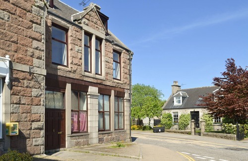 Inverurie Cottage | Inver House Apartment