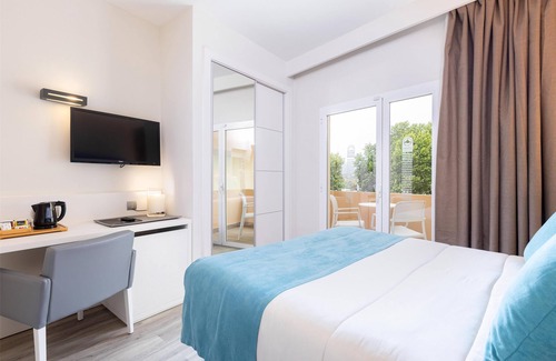 Sant Antoni de Portmany Hotel | Invisa Hotel Es Pla - Adults Only
