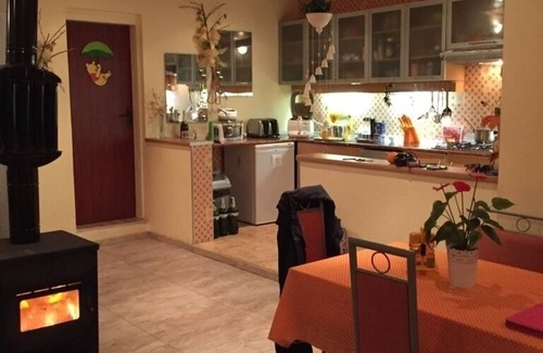 Aksakovo Villa | Inviting 4-Bed Villa in Dolishte