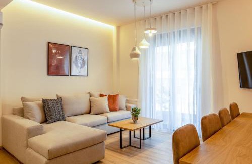 Petralona Apartment | IO SUITES
