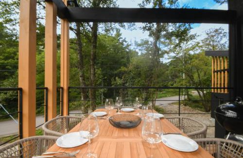Hokujo Ski Chalet | Iora - Newly built Japandi style luxury chalet