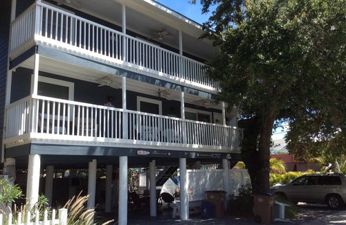 Independence Square Condo | IRB Island Cottages Upper Cottage 300 Gulf blvd. Indian Rocks Beach FL