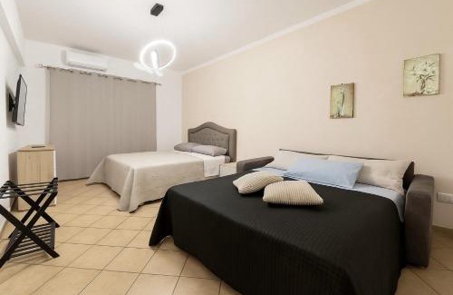 Prenestino-Labicano Apartment | Irpinia 19 Guest House