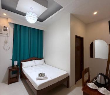 Puerto Princesa City Centre Hotel | Isabelle Hotel