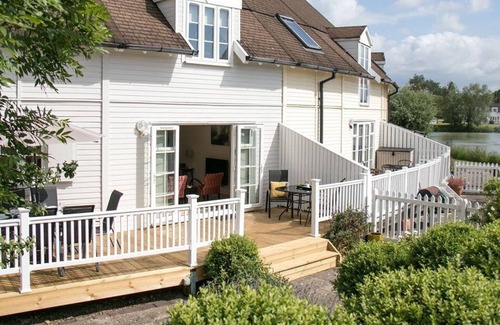 South Cerney Cottage | Isis Lake 09, ArtHouse