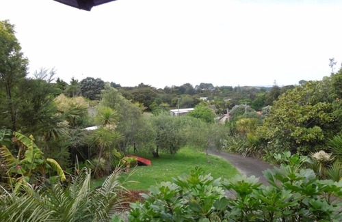 Waiheke Island Apartment | Island Breeze apartment in gorgeous Sandy Bay