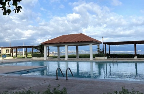 Portmore Apartment | Island Breeze Luxury Studio Apartment w/Pool