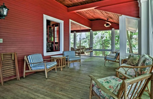 Sand Creek Cottage | Island Cottage on Evans Lake: Boat Rental Required