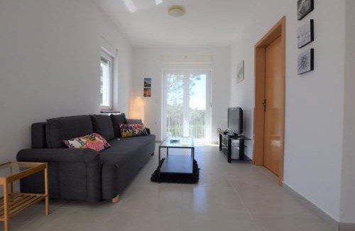 Mandre House | Island Escape with Pool