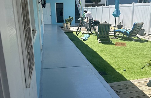 Island Estate Cottage | Island estates updated 2 bed 2 bath water views a short walk to Clearwater Beach