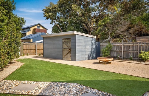 Sunderland Bay House | Island Gem in Sunderland Bay
