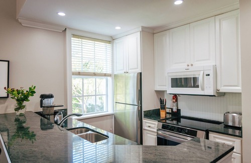 Dunmore Town Villa | Island Paradise-Luxury Two-Story, 2 BR, 2 Bath Villa Steps from Pink Sands Beach