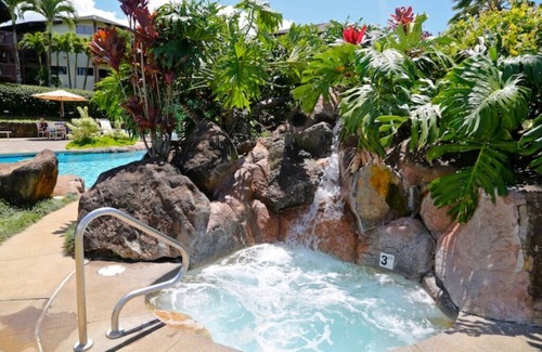 Queen Emmas Bluffs Apartment | Island relaxation in this 1bdrm suite in Kauai, HI