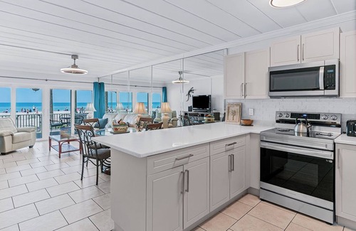 Independence Square Condo | Island Retreat - BEACHFRONT Condo!