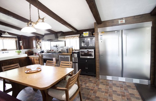 Georgian Bay Cottage | Island Retreat in Honey Harbour, Georgian Bay