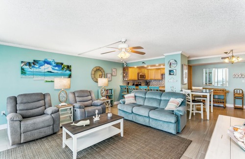 Villa Sabine Condo | "Island Time" Condo w/Extraordinary Views! 2 Bed 2 Bath