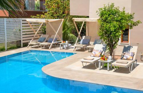Kavros Apartment | Island Villa Heated Pool